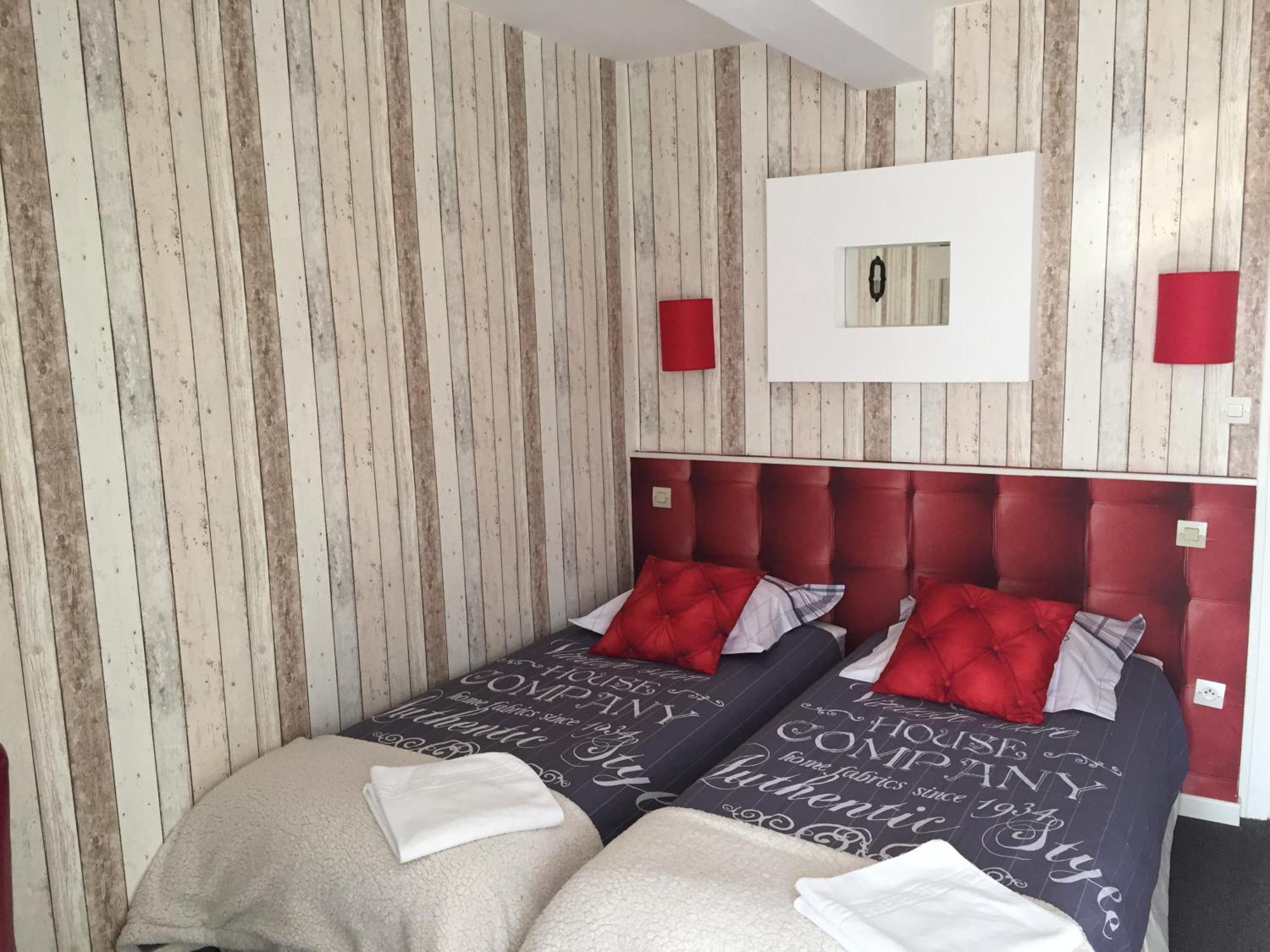 Ariane Hotel Vichy Quarto foto